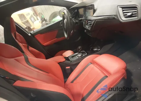 2024 BMW M235 Gran Coupe I xDrive z USA, uszkodzony, nr VIN WBA13AL09R7P50835